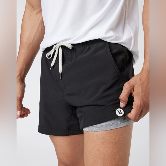 Vuori Kore Short Lined 5" - Picture 2 of 11